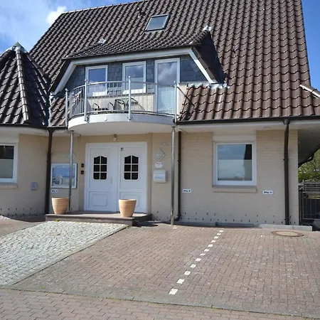 Apartment Appartementhaus Sir Henry Sir Henry A Groemitz
